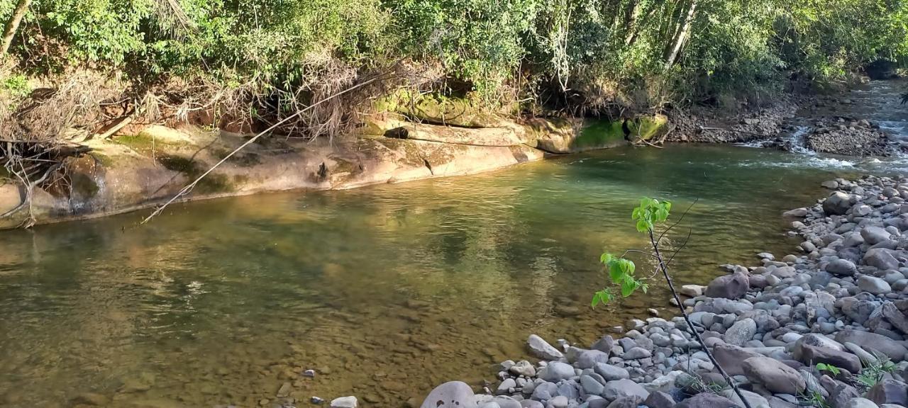 Chacara Do Riacho 度假居 *